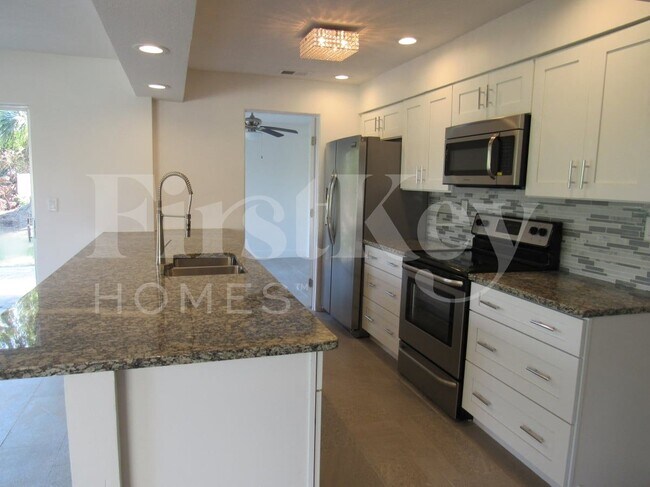 Photo - 7347 Barragan Rd