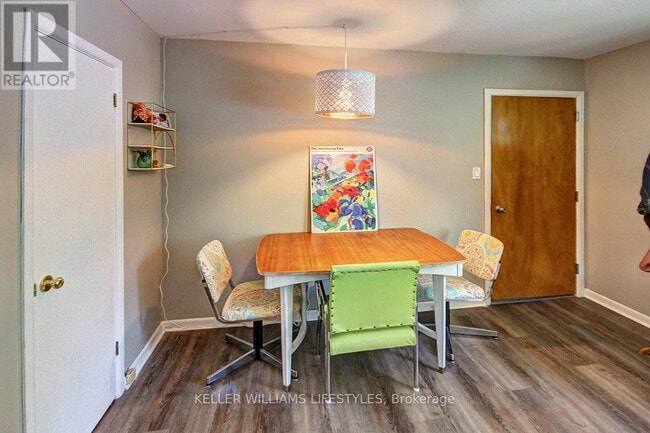 Photo - 84 Wilson Ave Unit Upper