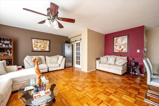 Photo - 6 Fordham Hill Oval Unit 12D