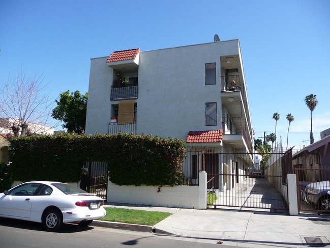 Building Photo - 1406 N Serrano Ave Unit 206