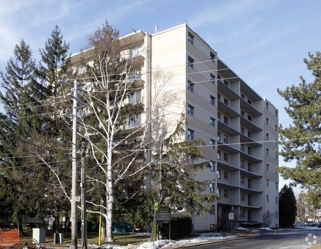 Primary Photo - 2067 Prospect