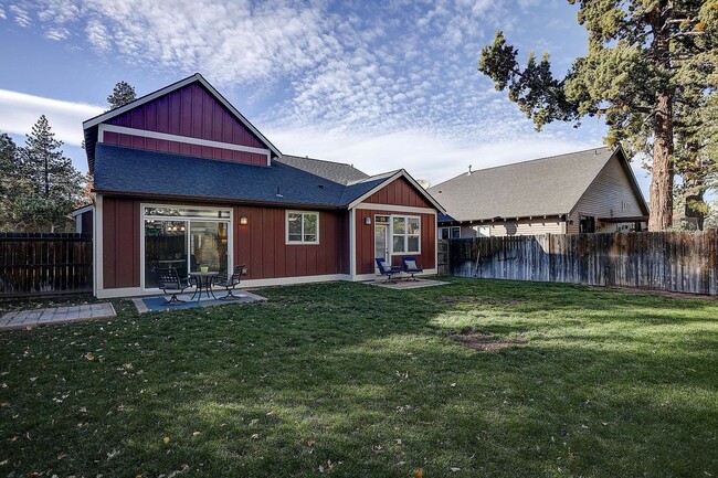 Photo - Spacious Bend Craftsman Home Near the Old Mill