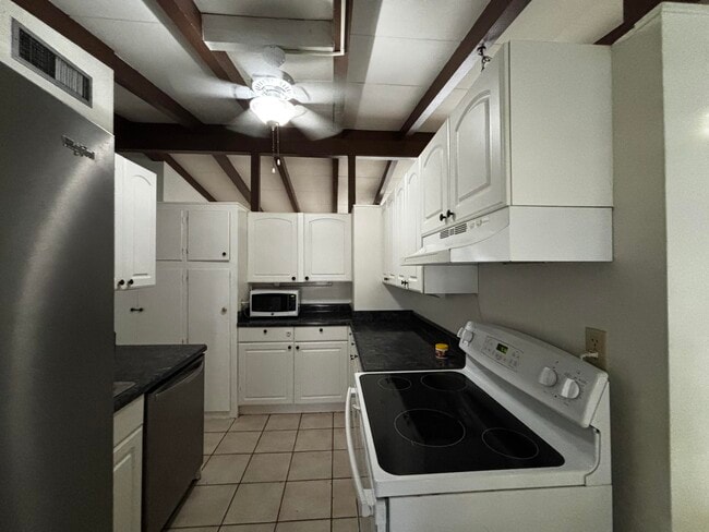 Photo - 2512 Key Largo Ln