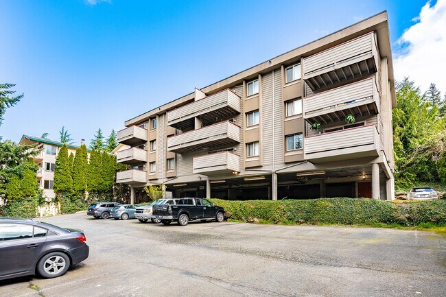 Photo - 425 Apartments