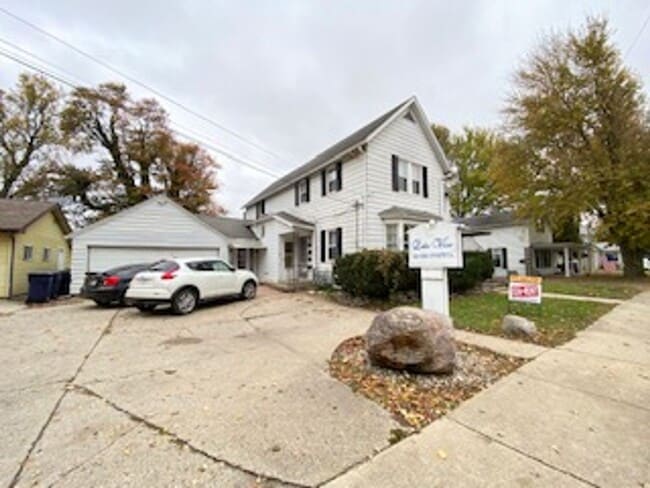 Photo - 748 N Lake St Unidad Apt 2