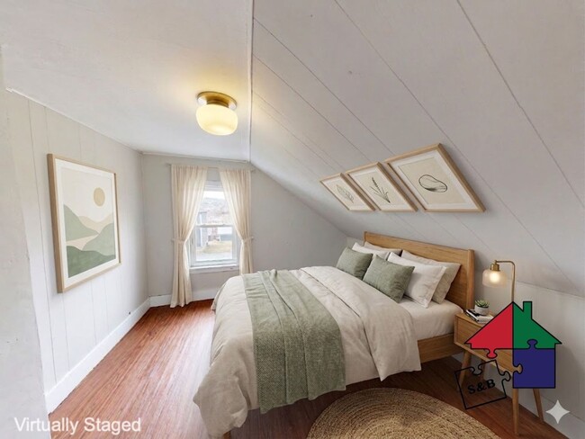 Photo - Save Big This Winter! 3BR Cottage – Heat Included!