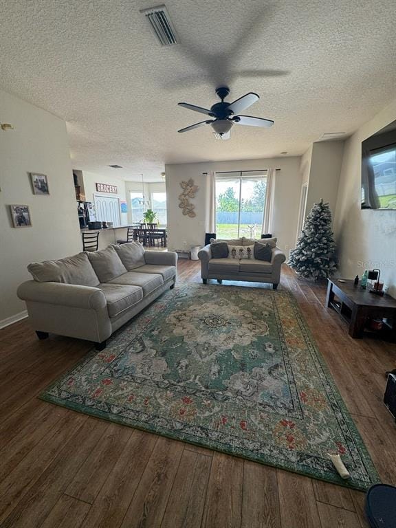 Photo - 2515 Torrens Dr