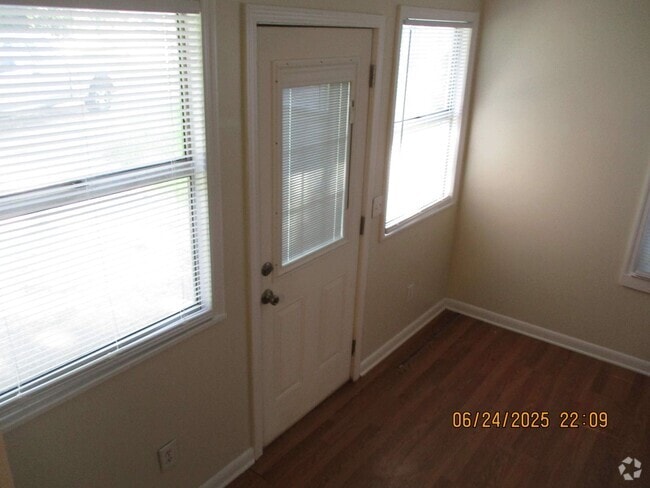 Building Photo - 3506 Hamilton Dr Rental