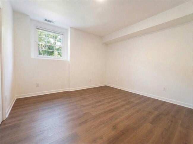 Photo - 3530 Waters Cove Way