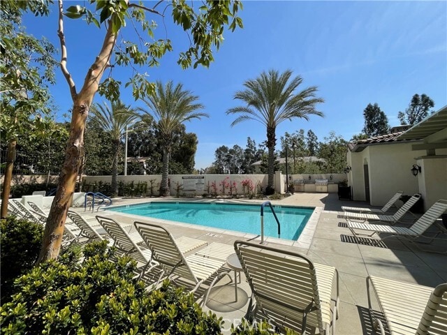 Building Photo - 12531 Elevage Dr Unit 61