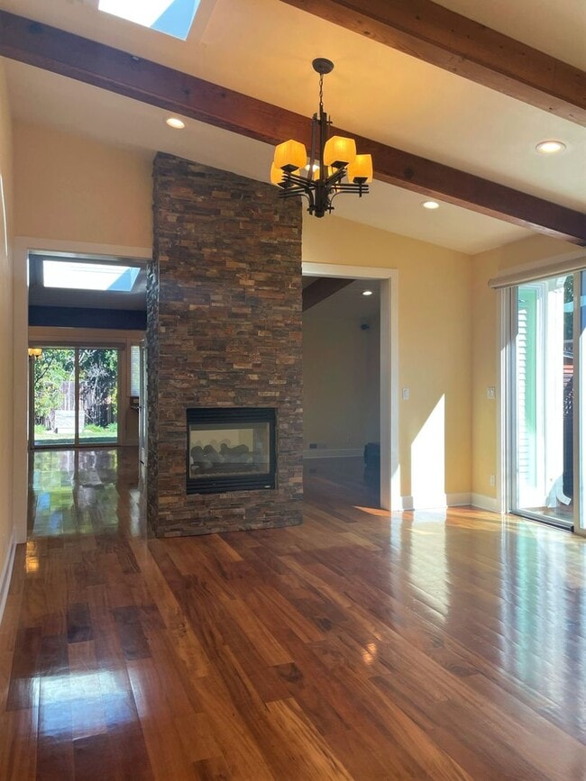 Photo - Serene, Executive 5 Bedroom 3 Bath Home with Private Front yard and Backyard - Palo Alto