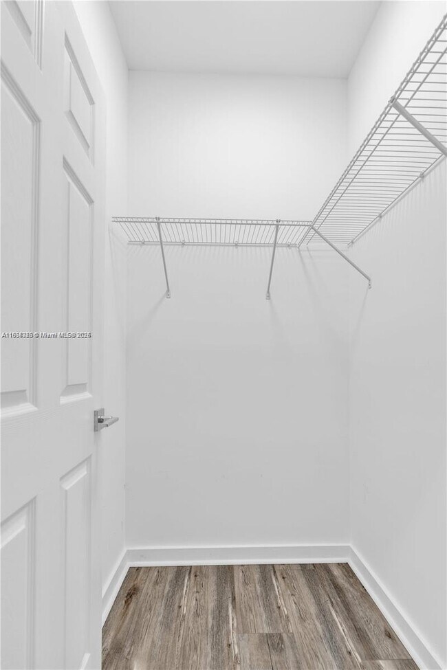 Photo - 1350 Crystal Way Unit 108
