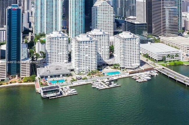 Photo - 801 Brickell Bay Dr Unit 764