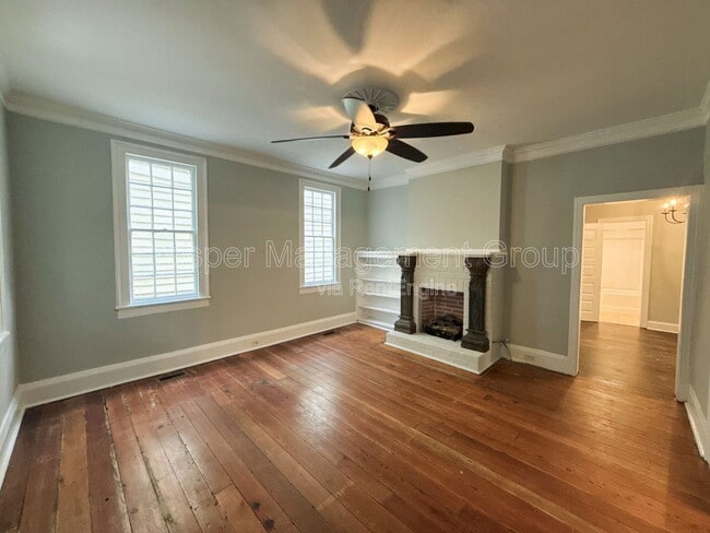 Photo - 70 Radcliffe St