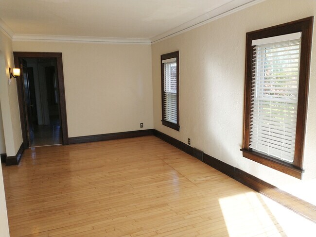 Photo - 1315 29th Ave NE Unit #1