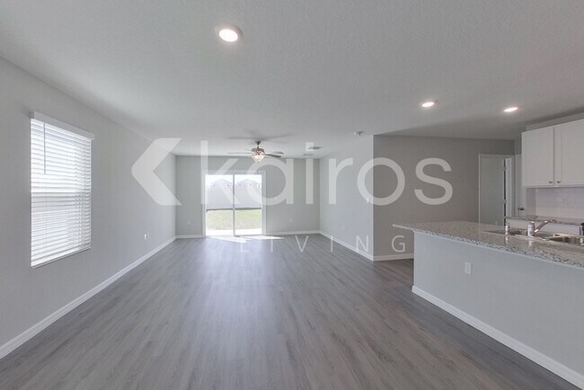 Photo - 8616 SW 44th Ct