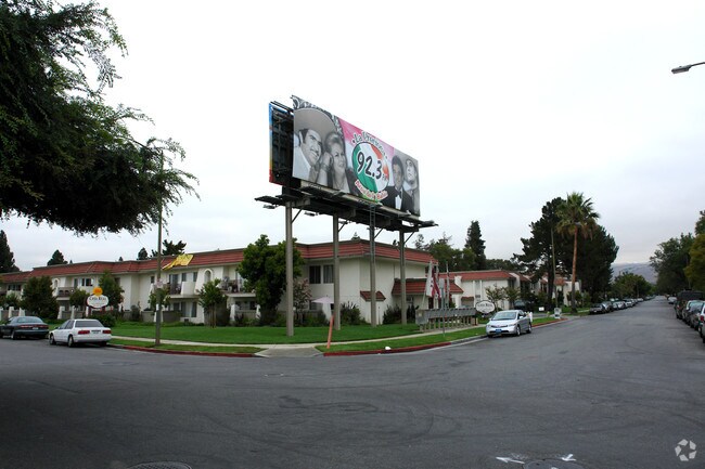 Photo - Casa Real Apartments