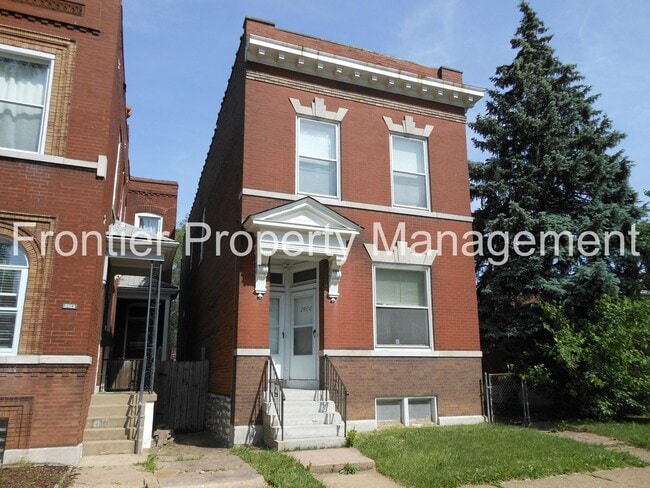 Building Photo - 2826 Nebraska Ave Unit 2826 Nebraska Ave