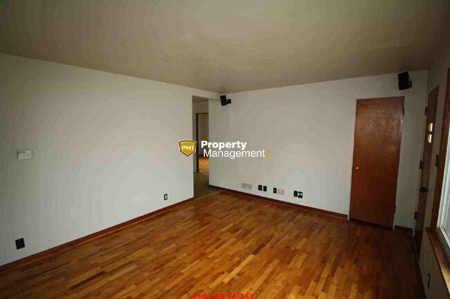 Photo - Nice Location near Playmore Park