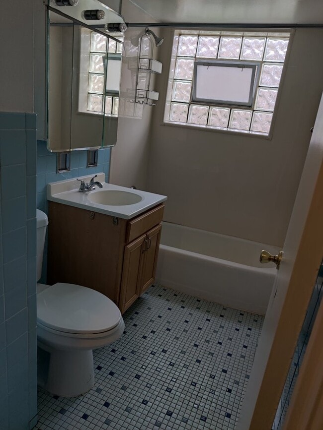 Photo - 4249 N Kedvale Ave Unit 9