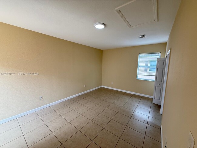 Photo - 17021 SW 96th St Unit STUDIO