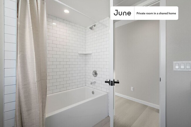 Room in Shared 5 bed/5 bath home in Boyle Heights