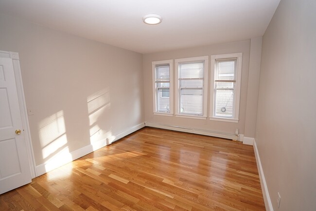 Photo - 26 Ashford St Condominio Unidad 1