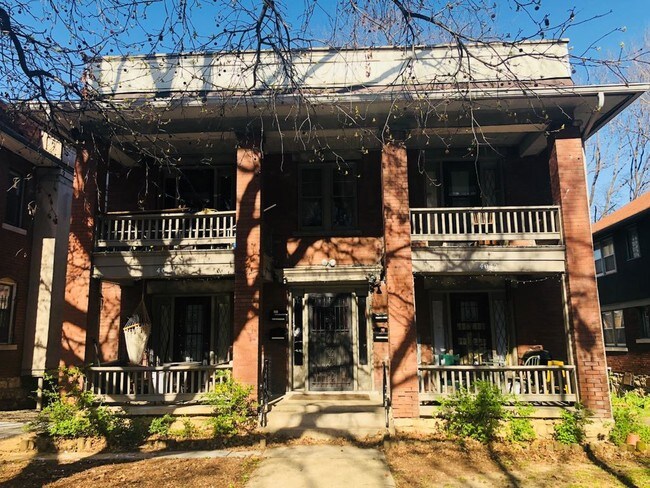 4042 Campbell St Unit 2N