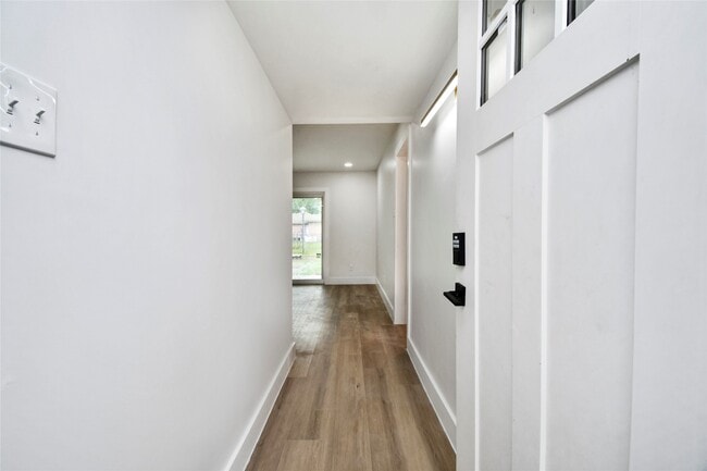 Photo - 7210 Lumber Jack Dr