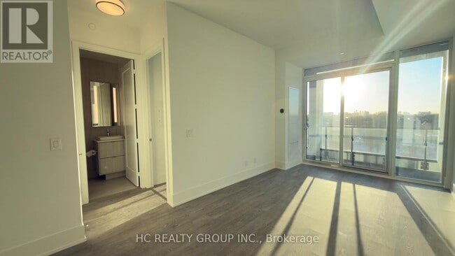 Photo - 115 Denison Ave Unité 708