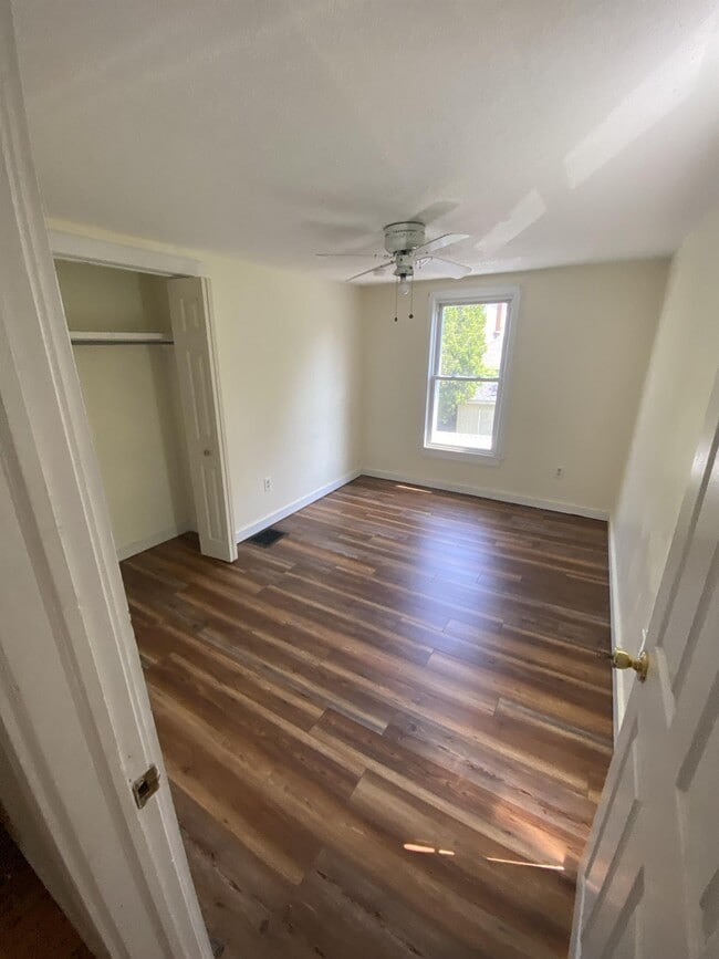 Photo - 103 W 8th St