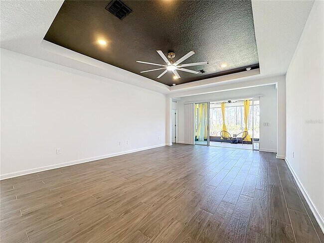 Photo - 5803 Stephens Rd