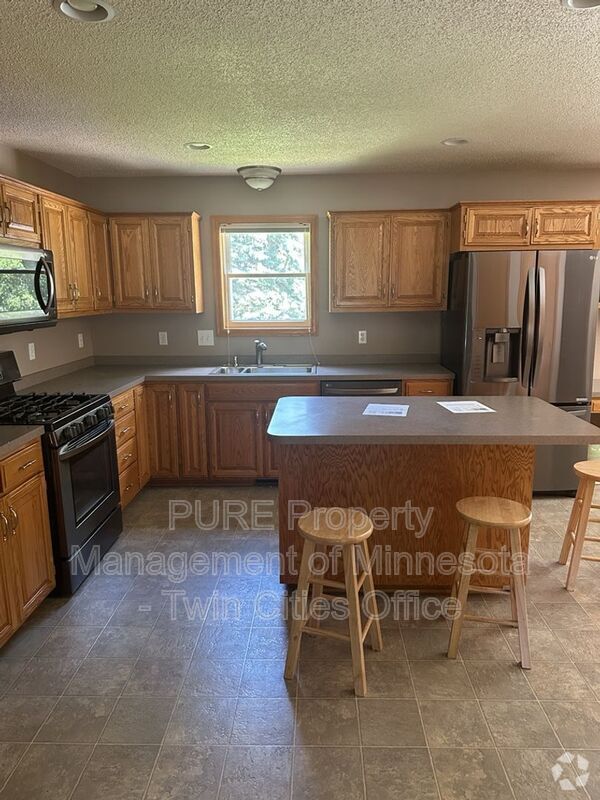 Building Photo - 1786 Ide St Rental