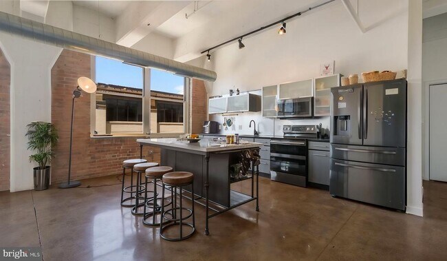 Photo - 444 N 4th St Unit 405