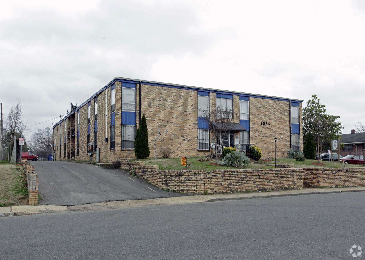 Photo - The Acura Apartments