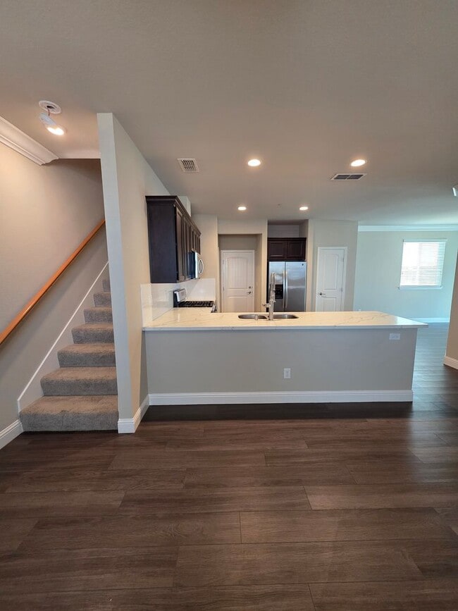 Photo - 846 Congaree Ln