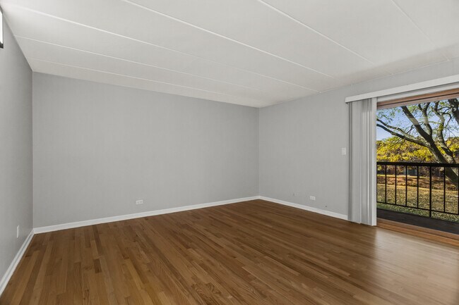 Photo - 2310 Woodbridge Way