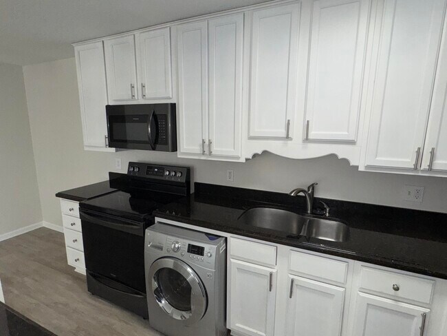 Photo - 102 N Lakeside Dr Unit 1