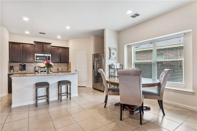 495 Shale Cir