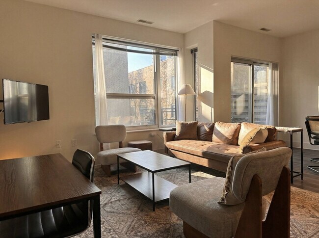 Photo - 1040 N Cass St Unit ID1379057P