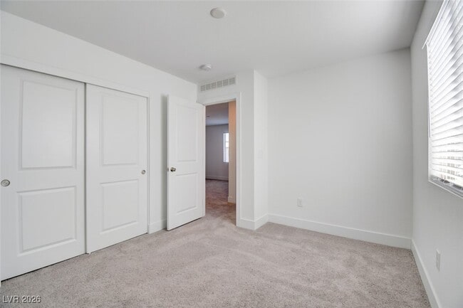 Building Photo - 7355 Crown Lndg St