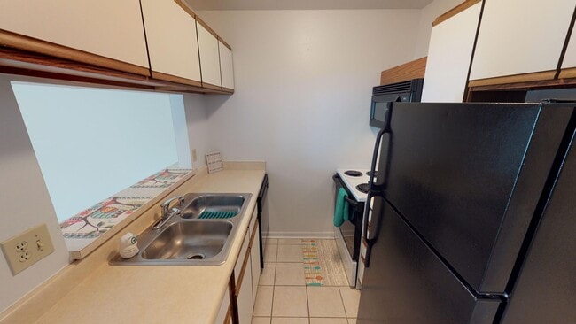 Photo - Muirfield Apartments