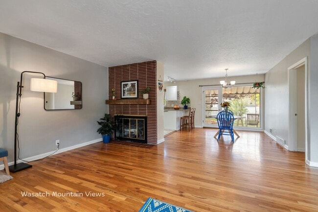 Photo - 3135 E Louise Ave