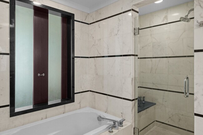 Photo - 4391 Collins Ave Unidad SI ID1540428P