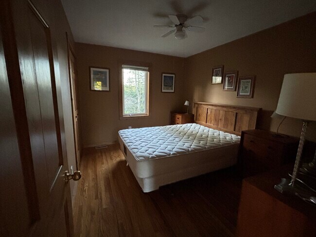 Bedroom - 5 Felsbourg Ln Unit Apartment
