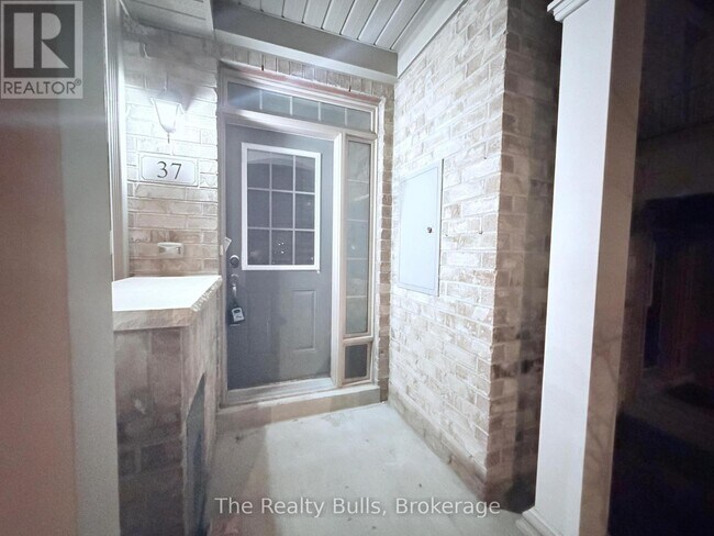 Photo - 37 Magpie Way