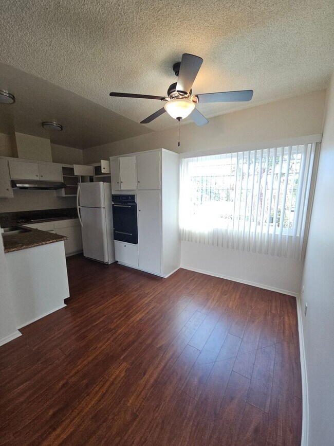446 W Elk Ave