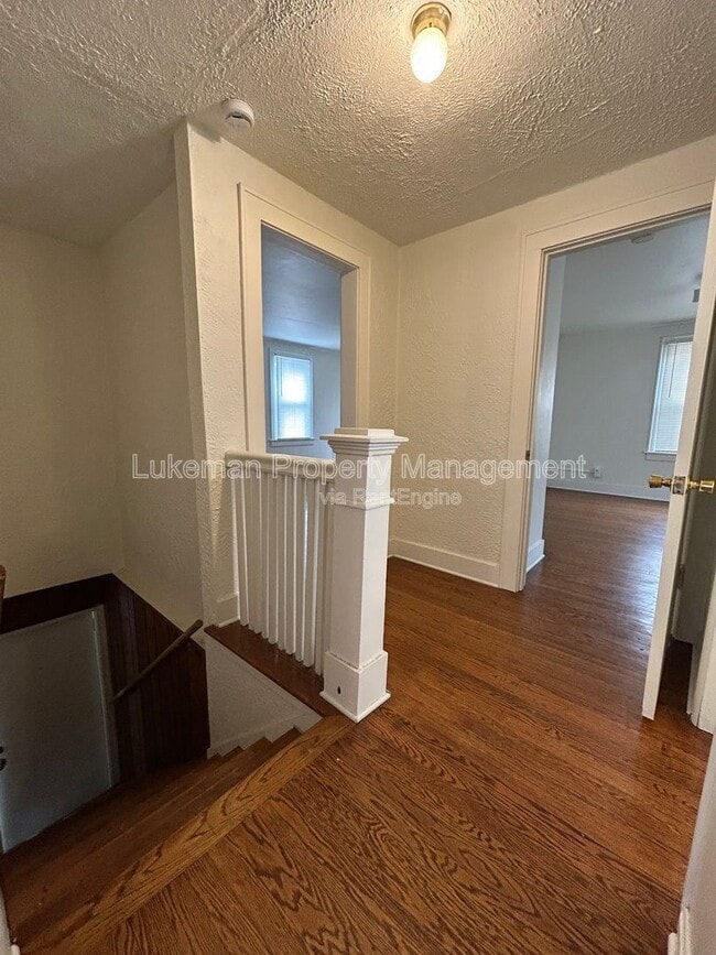 Photo - 3013 Portage Street Unit 2