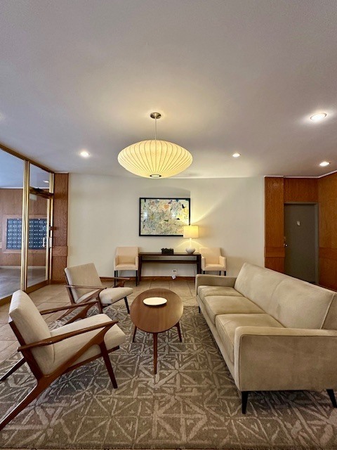 Photo - 1516 Hinman Ave Unit 303