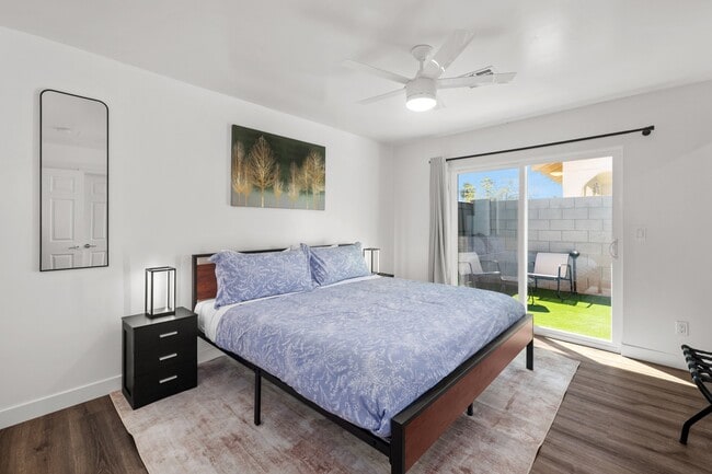 1242 E Pierce St Unidad 1